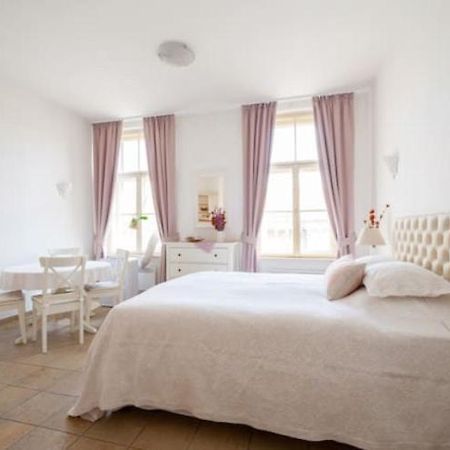 Classical Studio Apartment Будапеща Екстериор снимка