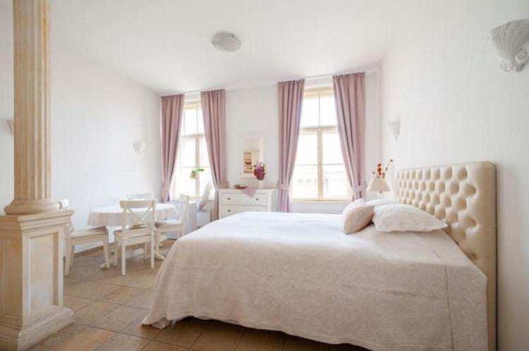 Classical Studio Apartment Будапеща Екстериор снимка