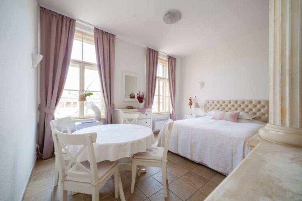 Classical Studio Apartment Будапеща Екстериор снимка
